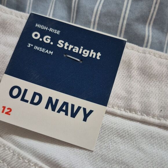 Old Navy High Waisted White Cuffed Jean Shorts OG Straight 3 In Nwt 12 - Picture 6 of 7